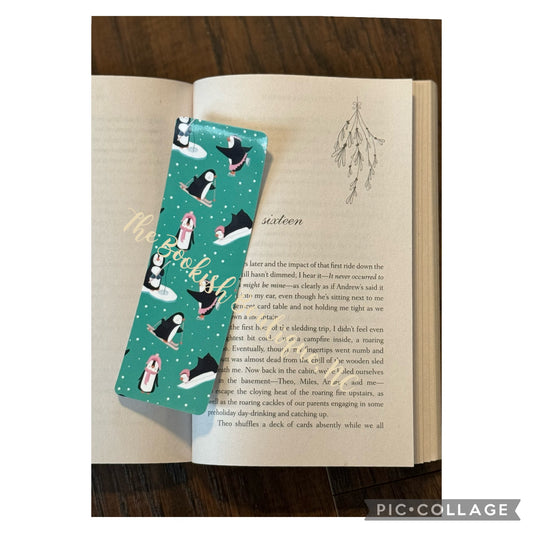 Standard Bookmark-Skiing Penguins